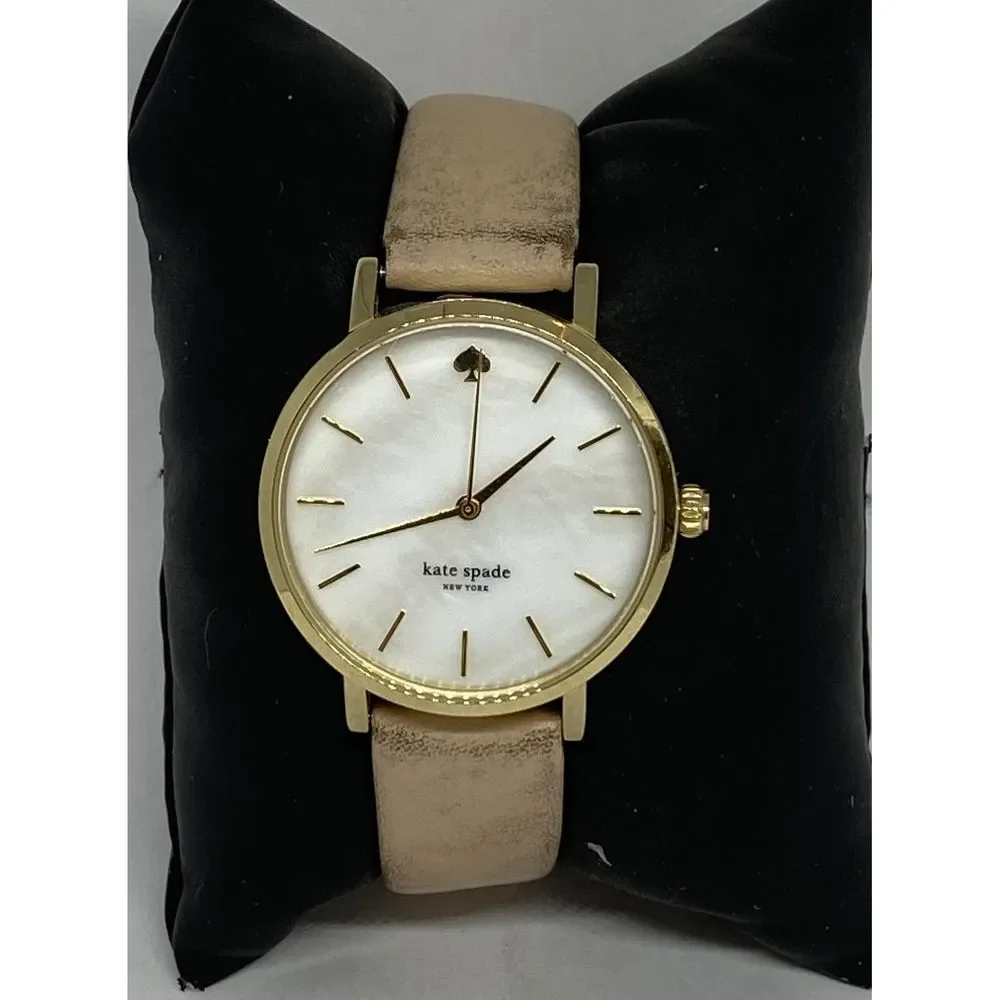 Kate Spade 0005 Women's Sand Leather Analog White Dial Quartz Wrist Watch BP713